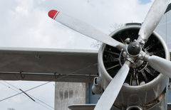 Pokrowce na samoloty z certyfikowanych materiałów